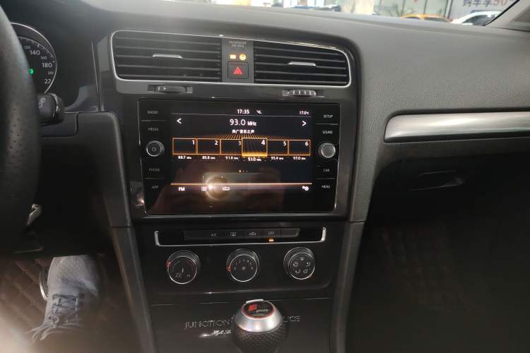 Used Volkswagen Golf 2019 1.8TSI Travel Edition