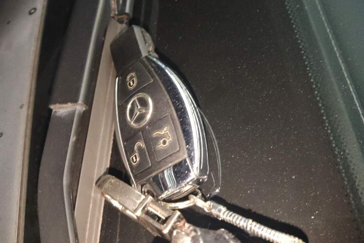 Used Mercedes-Benz GLC 2016 GLC 260 4MATIC Luxury Model
