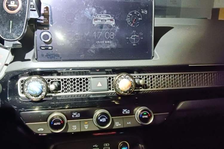 Used Honda Civic 2023 240TURBO CVT Dynamic Edition