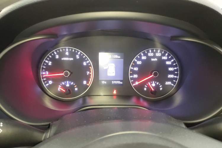 Used Kia KX Cross 2017 1.4L AT GLS
