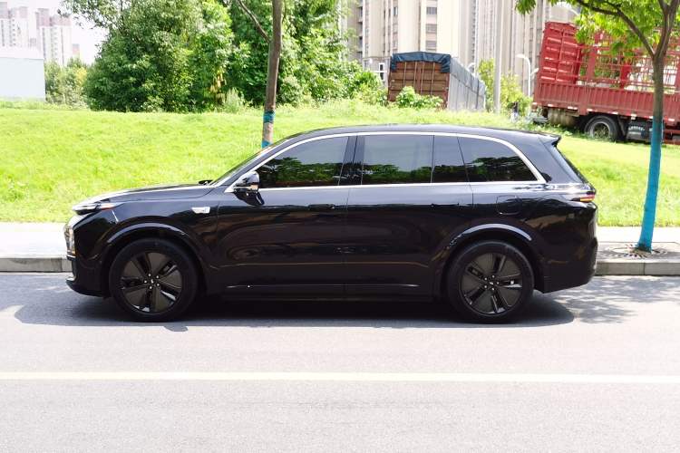 Used Li Auto L8 2024 PRO Model
