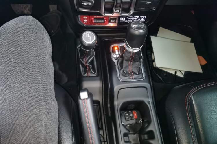 Used  Wrangler 2019 2.0T Automatic Four-Door Electric Convertible Rubicon Plus Edition