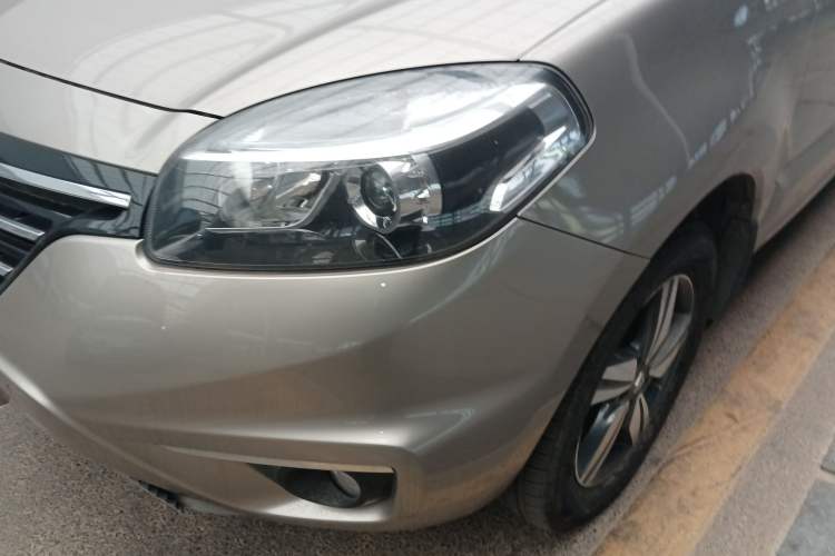 Used Renault Koleos (Import) 2014 2.0L Two-Wheel Drive Comfort Edition