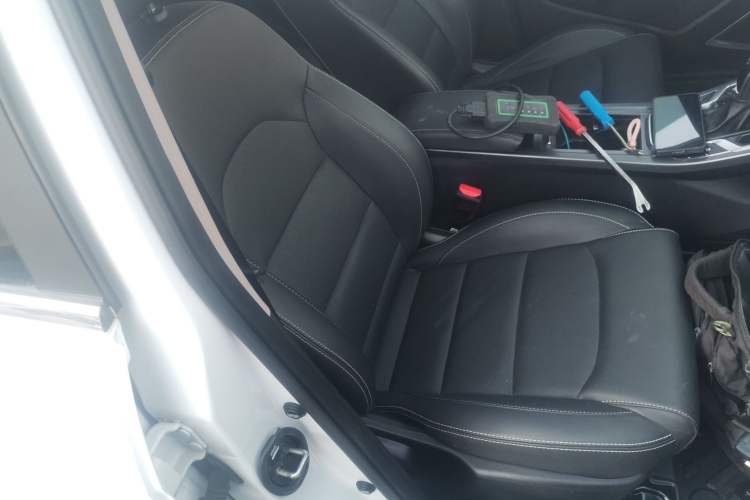 Used Geely Auto Emgrand 2019 Leading Edition 1.5L CVT Upward Asian Games Edition China VI
