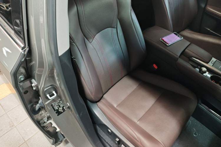 Used Lexus RX 2020 Revised Version 450hL Four-Wheel Drive Elegant Edition 7 Seats
