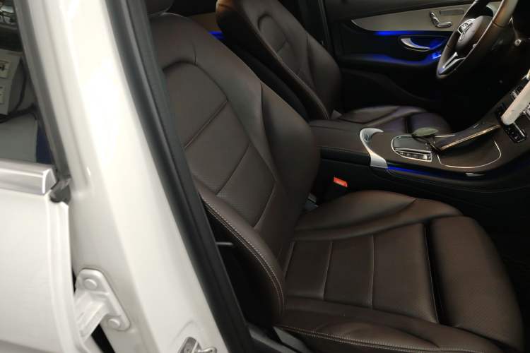 Used Mercedes-Benz GLC 2020 GLC 260 L 4MATIC Dynamic Model
