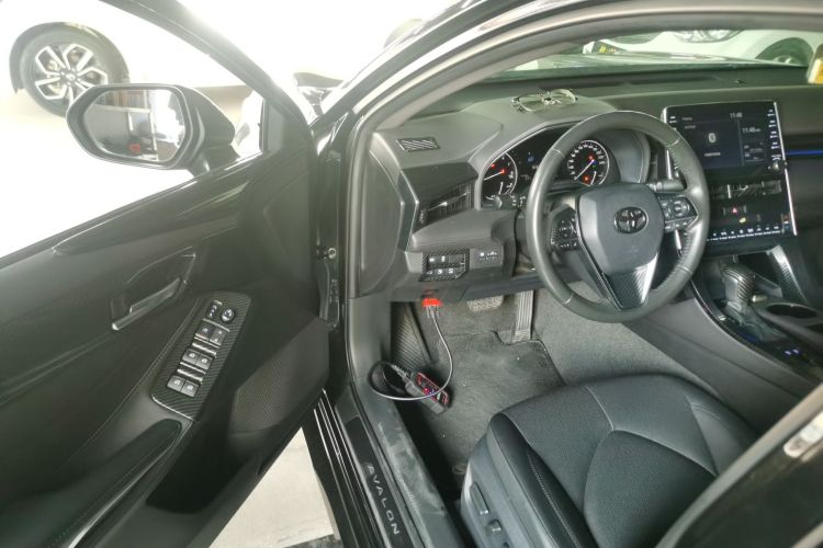 Used Toyota Avalon 2019 2.0L XLE Premium Edition China VI