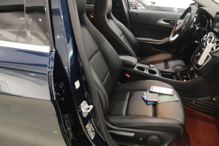 Used Mercedes-Benz GLA 2016 GLA 200 Fashion Model
