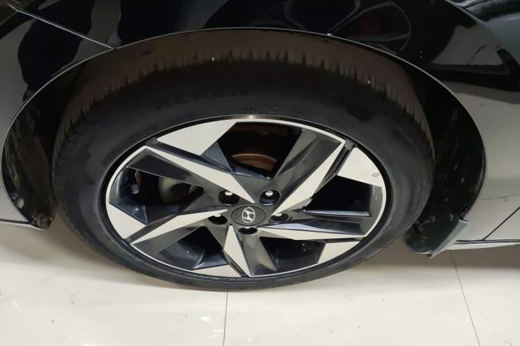 Used Hyundai Elantra 2021 1.5L CVT LUX Prestige Edition