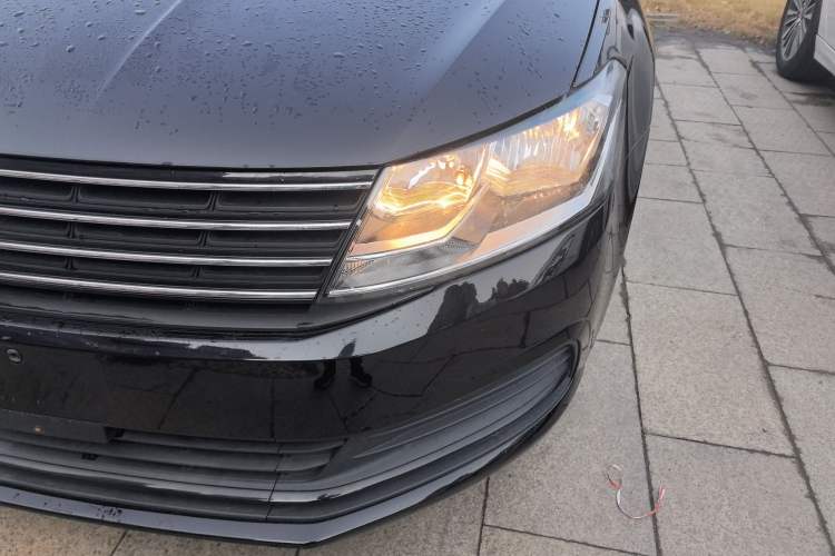 Used Volkswagen Lavida 2015 1.6L Automatic Fashion Edition