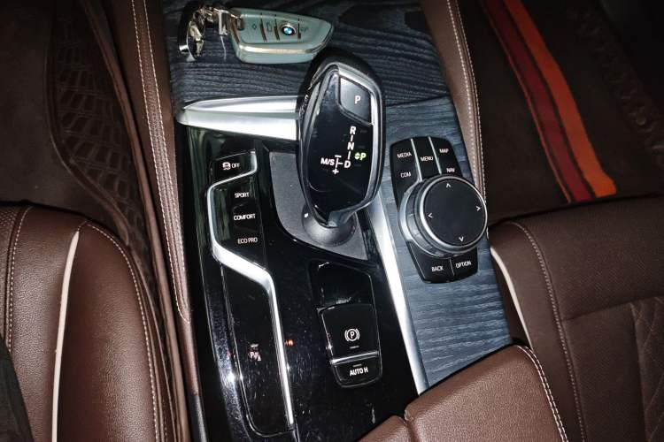 Used BMW 5 Series 2022 530Li Leading Model M Sport Package
