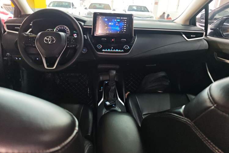 Used Toyota Corolla 2021 Dual-Motor 1.8L E-CVT Elite Edition