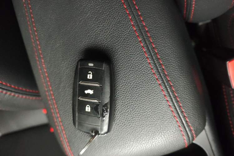 Used Changan CS75 2014 1.8T Automatic Elite Model China IV Standard
