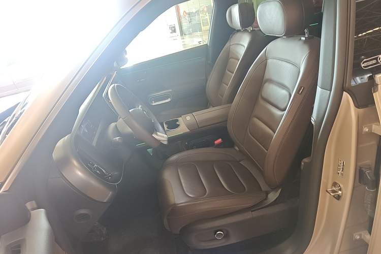 Used  #5 2024 Ultra-Long Range Extraordinary Journey Luxury Edition
