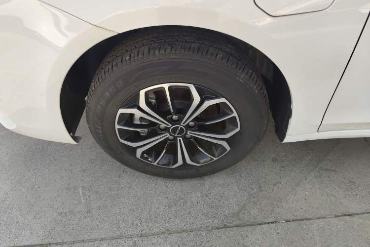 Used Roewe i6 MAX New Energy 2023 EV 420 Skyroof Special Edition
