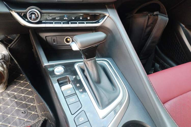 Used Changan Eado 2020 PLUS Blue Whale NE 1.4T GDI DCT Flagship Model
