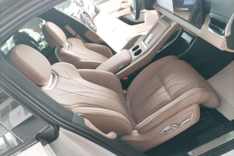 Used XPeng G9 2025 625 Long-Range Max
