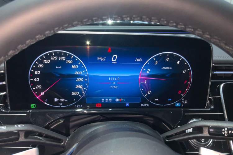 Used Mercedes-Benz E-Class 2025 E 260 L