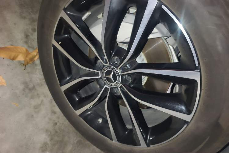 Used Mercedes-Benz GLC 2020 Facelift GLC 260 L 4MATIC Luxury Edition
