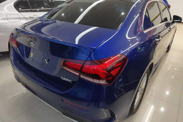 Used Mercedes-Benz A-Class 2022 Restyled A 200 L Sport Sedan Fashion Version
