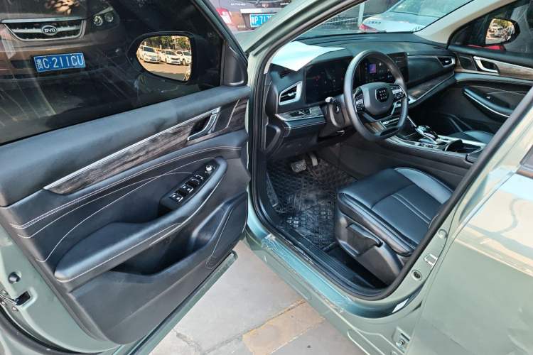 Used  E5 2023 1.5L DE-i 100KM Comfort Edition 7-Seater
