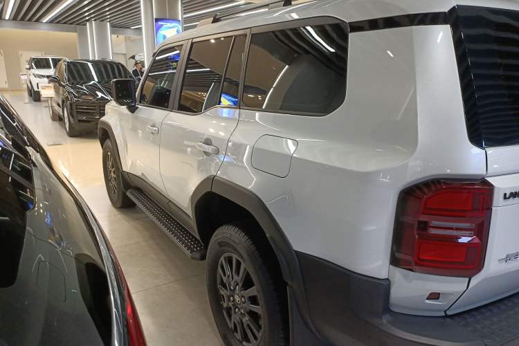 Used Toyota Prado 2024 2.4T All-Terrain TX Version 5 Seats
