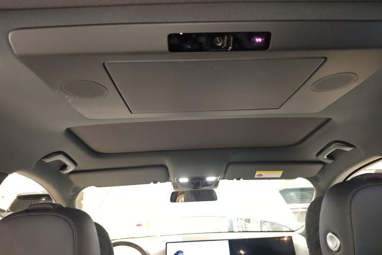 Used Li Auto L8 2024 Ultra Model
