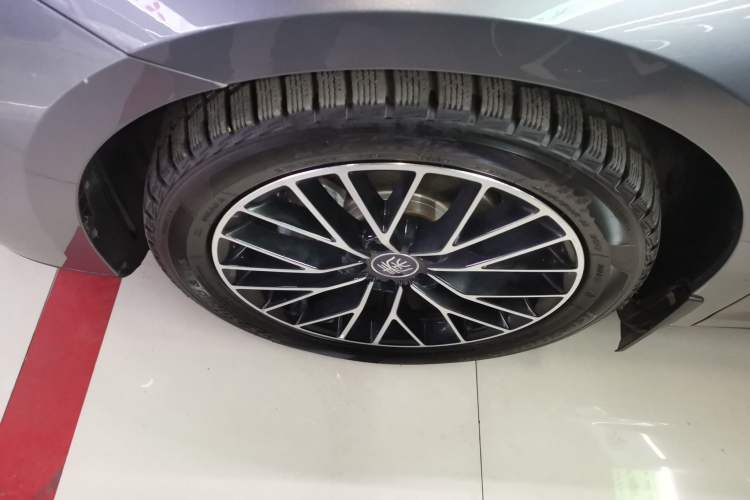 Used BYD Qin L 2024 DM-i 120KM Excellence Model
