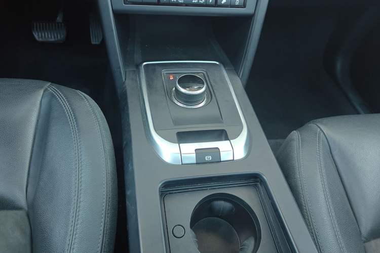 Used Land Rover Discovery Sport 2017 2.0T PURE
