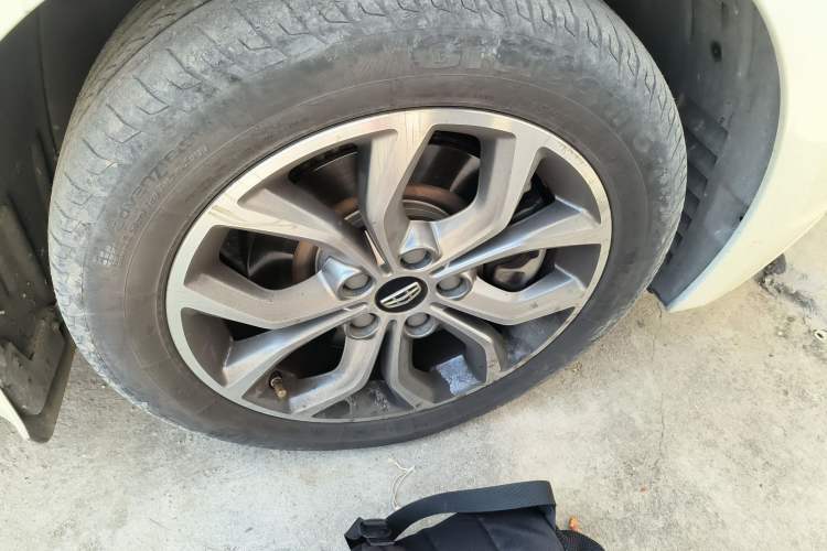 Used Geely Auto Emgrand GT 2016 2.4L Comfort Version
