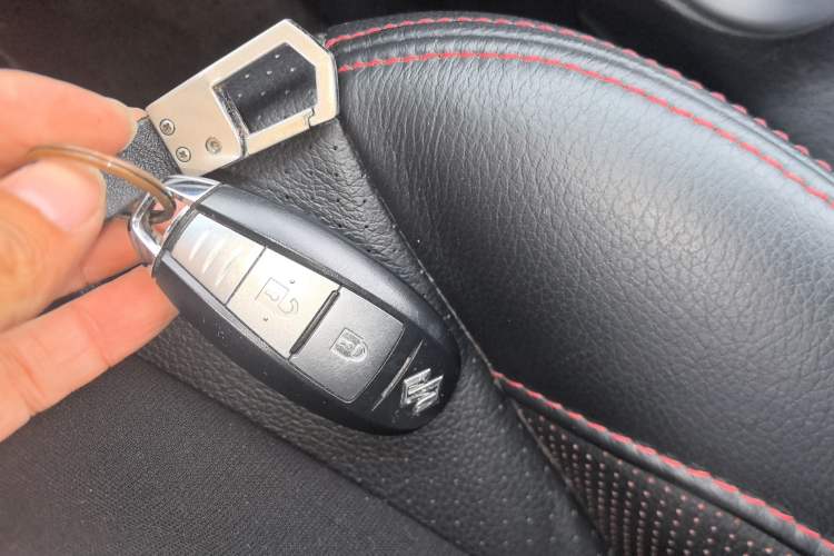 Used Suzuki S-Cross 2014 1.6L CVT Four-Wheel Drive Luxury Version
