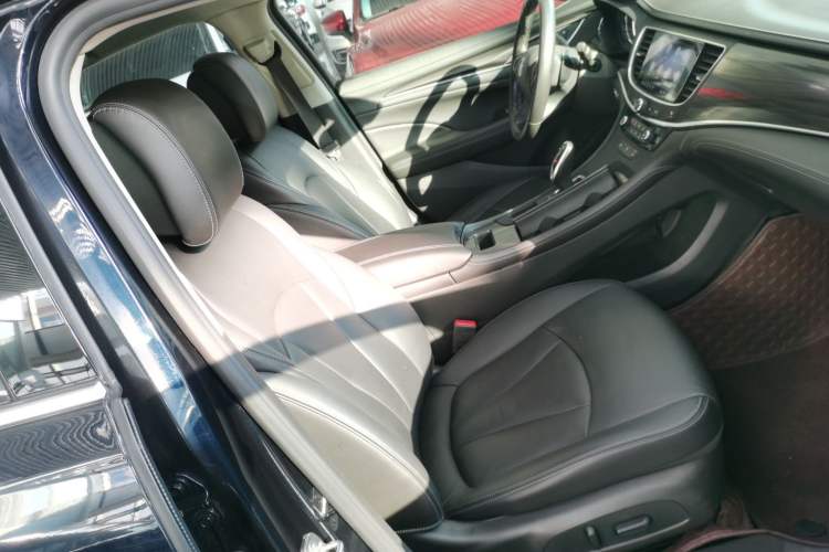 Used Buick LaCrosse 2019 28T Luxury Model