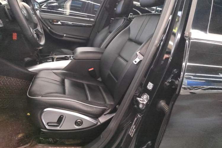 Used Mercedes-Benz R-Class 2017 R 320 4MATIC Luxury Collection Edition