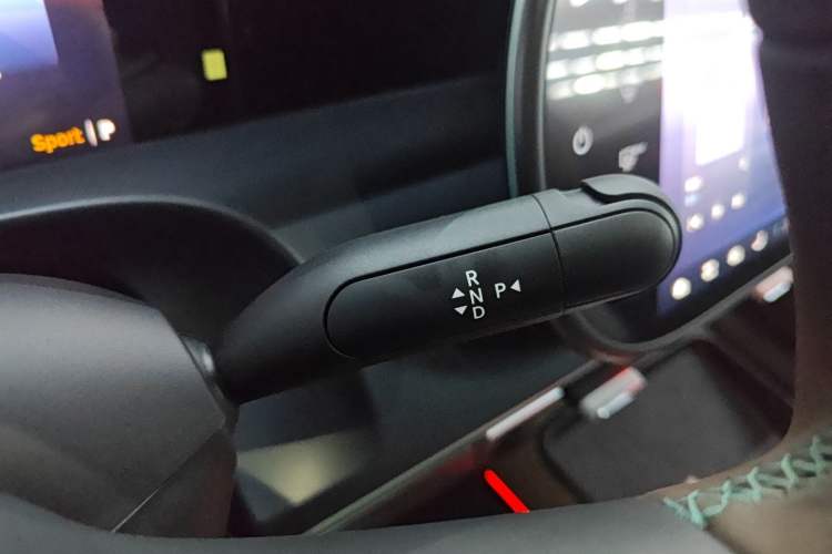 Used  #5 2024 Long-Range Journey Luxury Edition