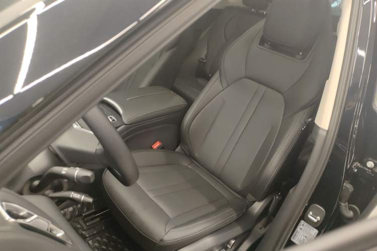 Used Hongqi HS3 PHEV 2024 PHEV 115km Jingwei Edition