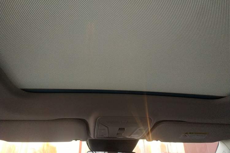 Used Hongqi HS5 2022 Revised Version 2.0T Smart Connect Flagship Edition
