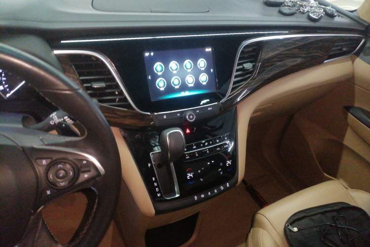 Used Buick GL8 2017 ES 28T Luxury Model China V Standard