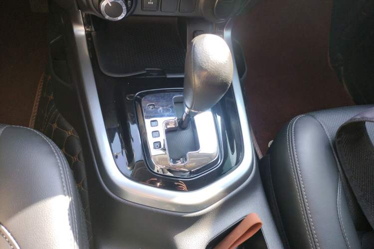 Used Nissan Terra 2020 2.5L XL Upper 4WD Automatic Four-Wheel Drive Luxury Edition
