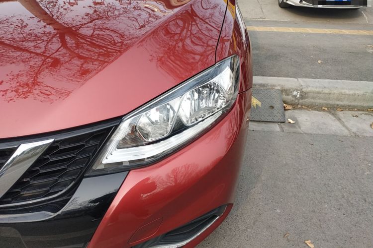 Used Nissan Tiida 2021 1.6L CVT Cool Edition
