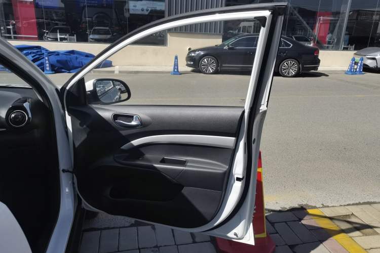 Used Kia Stonic 2021 1.4L CVT Fun Edition
