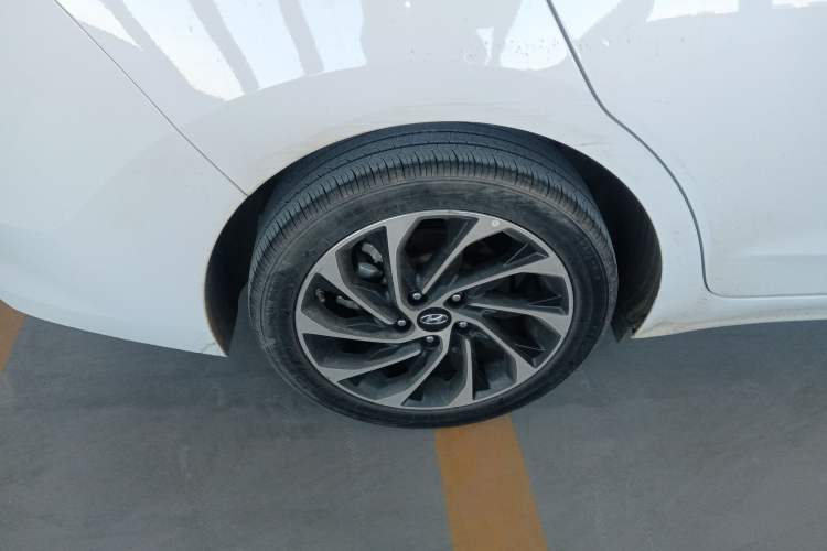 Used Hyundai Elantra 2020 1.4T Dual-Clutch Xuan Dong · Dynamic Version
