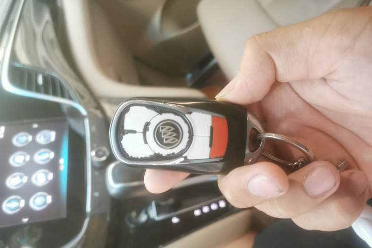 Used Buick GL8 2017 ES 28T Luxury Model China V Standard
