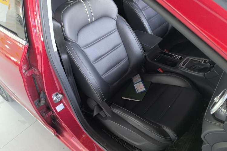 Used MG 6 2017 20T Automatic Luxury Smart Connect Version China V Standard
