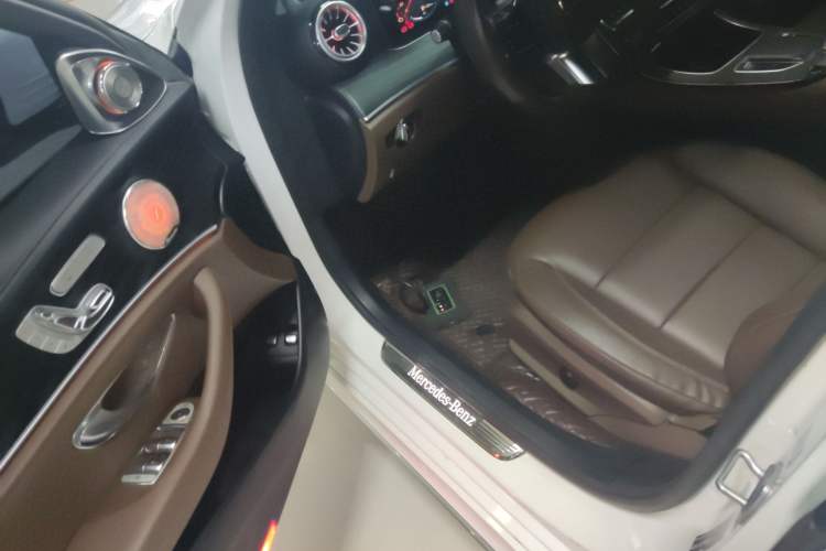 Used Mercedes-Benz E-Class New Energy 2021 E 350 e L Plug-in Hybrid Sports Sedan
