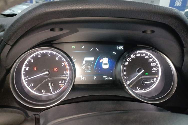 Used Toyota Camry 2023 2.0G Luxury Edition
