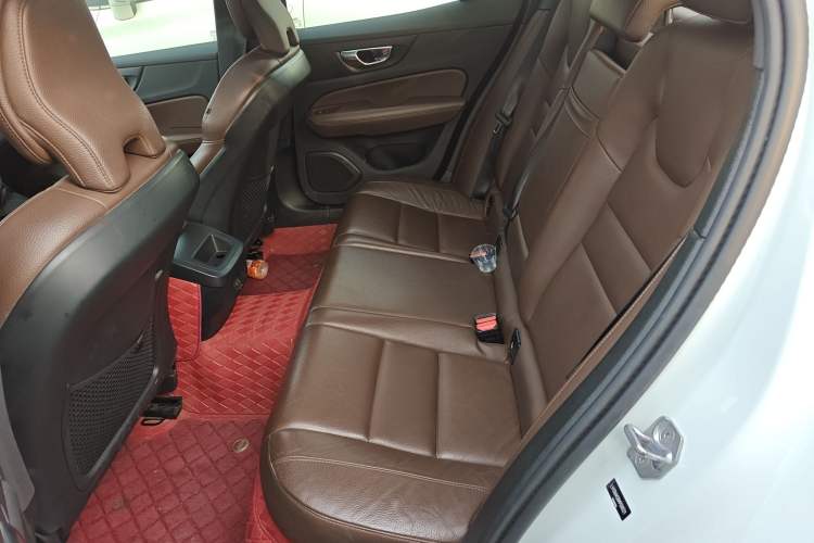 Used Volvo S60 2021 T4 Zhiyi Luxury Edition