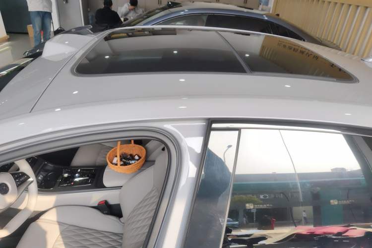 Used BYD Han 2025 DM-i Intelligent Driving Edition 125KM LiDAR Flagship Model
