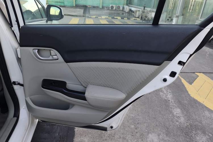 Used Honda Civic 2014 1.8L automatic comfort version