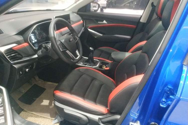 Used SOL X8 2021 300T Manual Panoramic Luxury Edition 6 Seats
