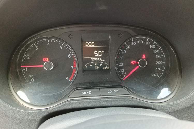 Used Volkswagen Polo 2016 1.4L Manual Fashion Model